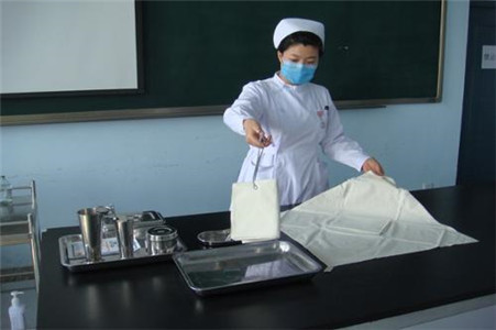 成都卫校专业图