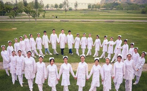 成都卫校护理专业图 成都卫校护理专业图