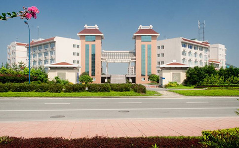 成都卫校图 成都卫校图