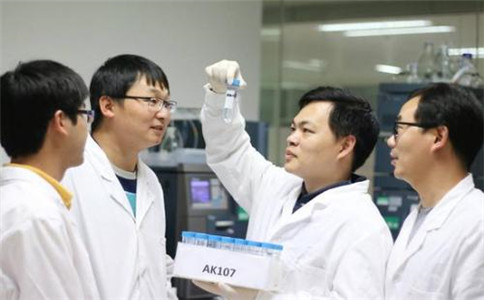 成都卫校药剂专业图 成都卫校药剂专业图