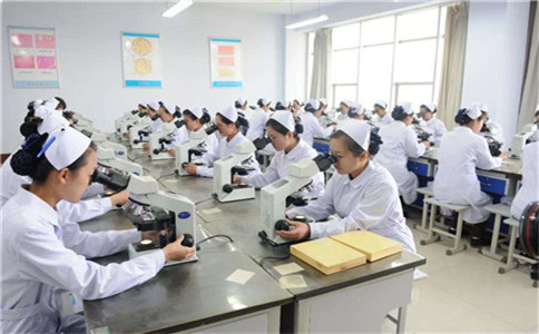 成都卫校专业图 成都卫校专业图