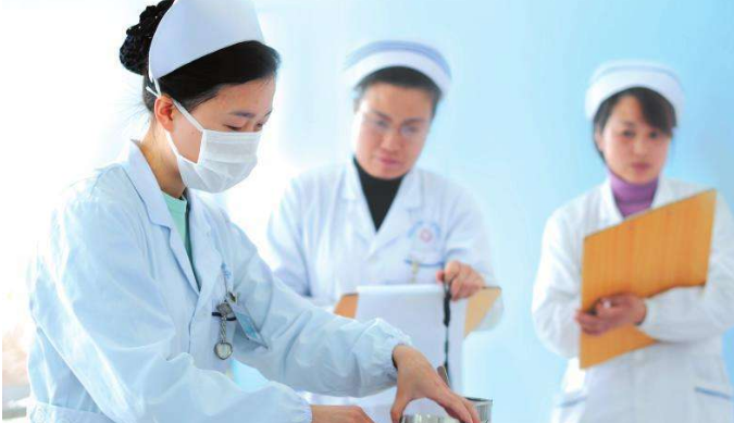 成都卫校专业图